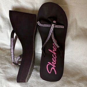 Skechers Size 8 platform flip flop